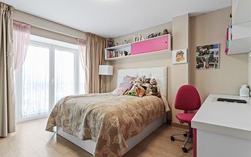 Property slide 21