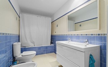 Property slide 25