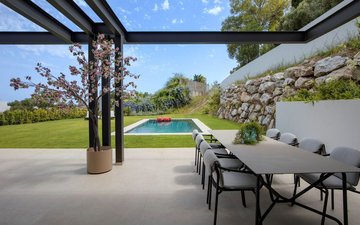 Property slide 50