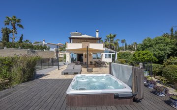 Property slide 44