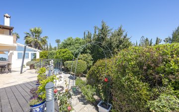 Property slide 70