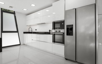 Property slide 10