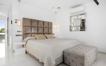 Property slide 15