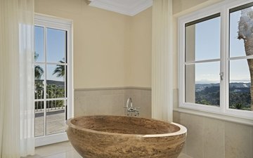 Property slide 17
