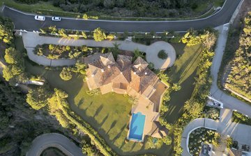 Property slide 44
