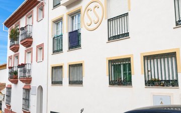 Property slide 33