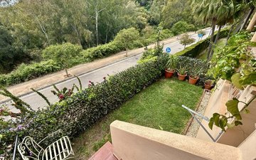 Property slide 10