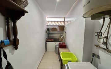 Property slide 14
