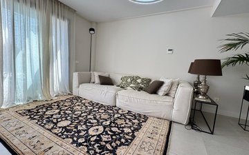 Property slide 21