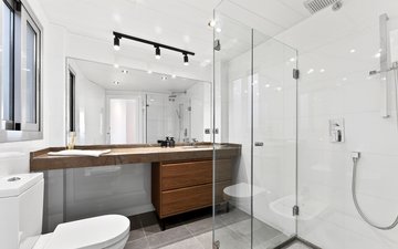 Property slide 16