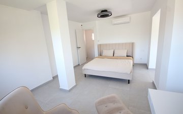 Property slide 21