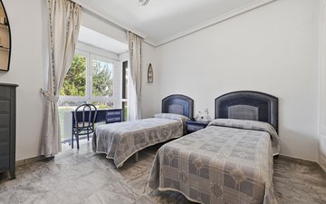 Property slide 19
