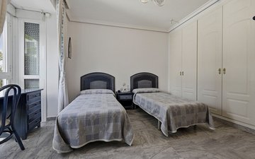 Property slide 20