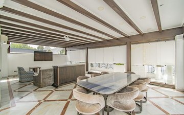 Property slide 10