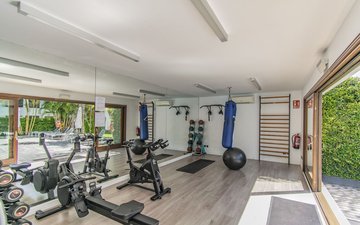 Property slide 15