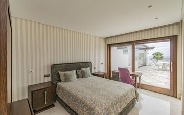 Property slide 18