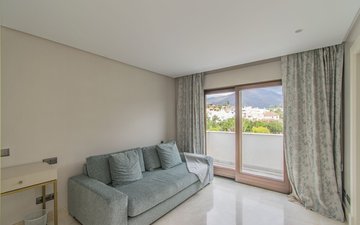 Property slide 22