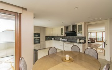 Property slide 44