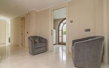 Property slide 48