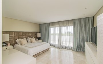 Property slide 6