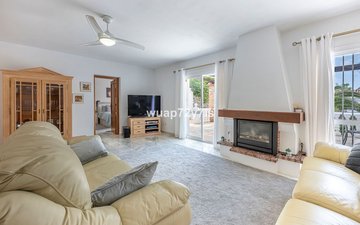 Property slide 4