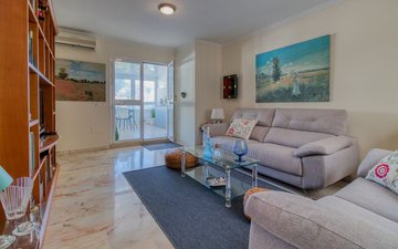 Property slide 21