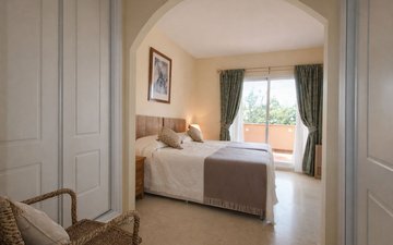 Property slide 19