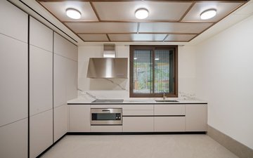 Property slide 44