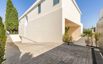Property slide 49