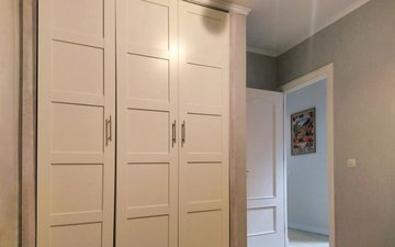 Property slide 16