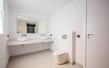 Property slide 15