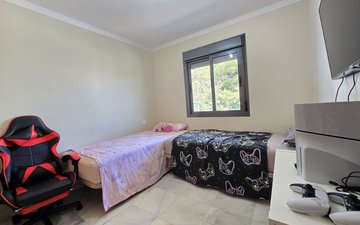 Property slide 16