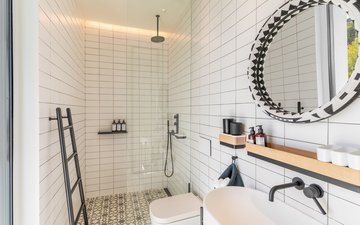 Property slide 60