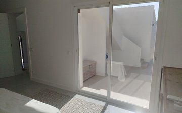 Property slide 60