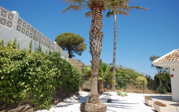 Property slide 66