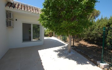 Property slide 68