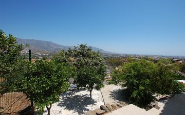 Property slide 71