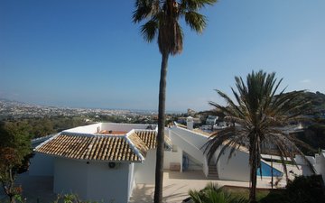 Property slide 87