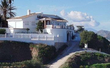 Property slide 90