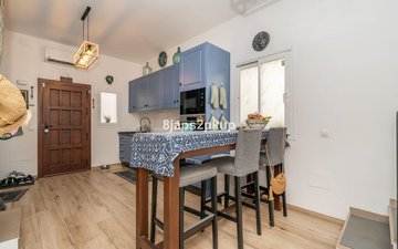Property slide 7