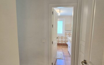 Property slide 25