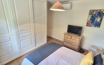 Property slide 33