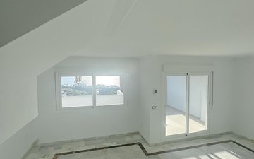 Property slide 21