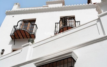 Property slide 28