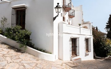 Property slide 34