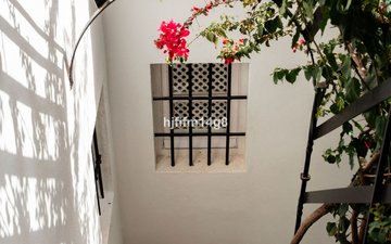 Property slide 40