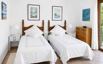 Property slide 20