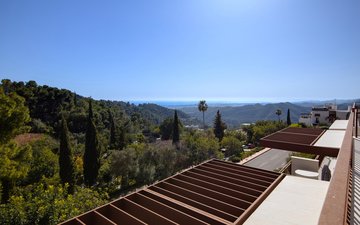 Property slide 28