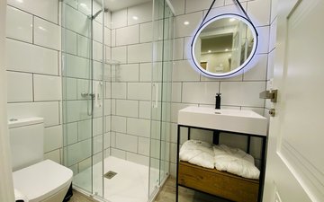 Property slide 44