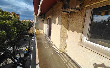 Property slide 16